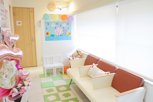 小さなお子さんでも安心して治療が受けられる歯医者さん